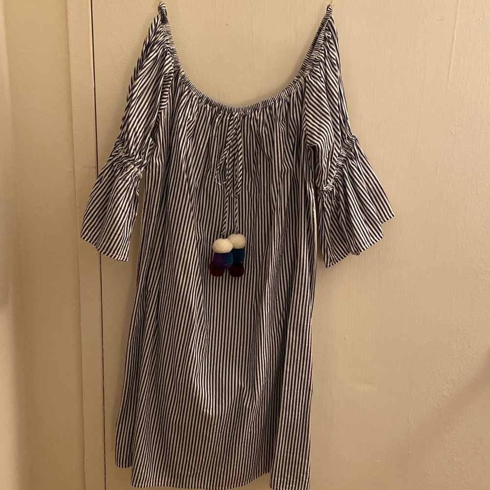 Striped 3/4 Sleeved Shift Dress